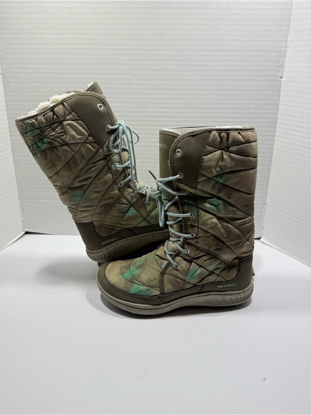 Merrell Pechora Peak  Boots J42762 Winter Hiking Boots Women's 6.5 New No Box